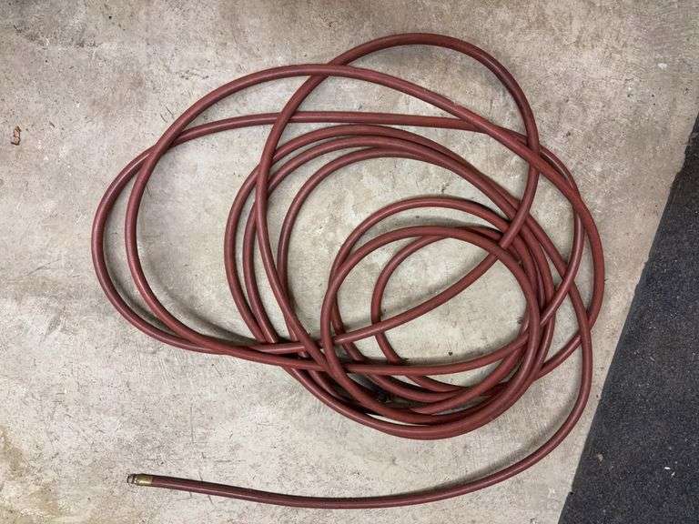 Miscellaneous metal parts and air hose