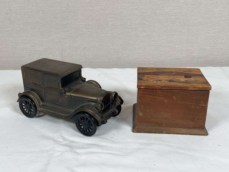 PAIR OF COLLECTIBLE COIN BANKS