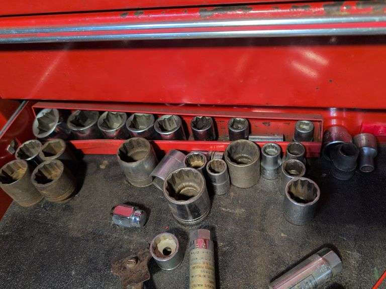 Various sockets, washers, and more