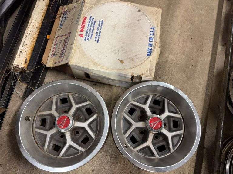 (2) 14” Pontiac wheel rims