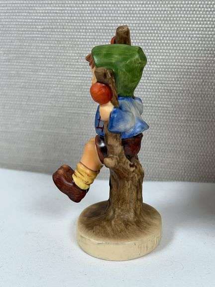 HUMMEL BOY AND GIRL IN THE TREE