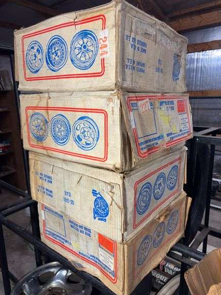 (4) 1978 Thunderbird wheel rims in boxes - see photos