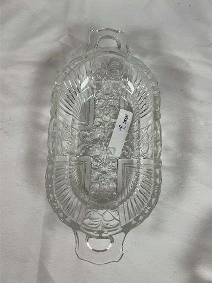 ASSORTED PATTERN GLASS PIECES