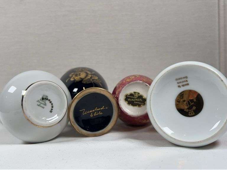 ASSORRTED GERMAN VASES