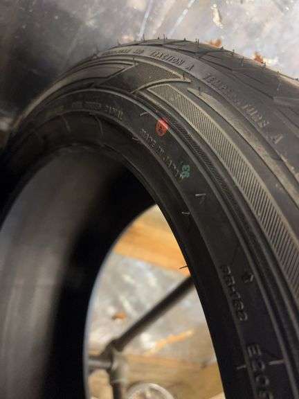 (2) tires like new - 275/45/20