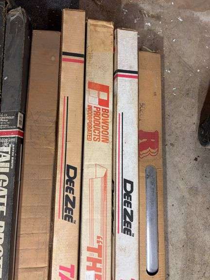 (8) tailgate protectors - see photos