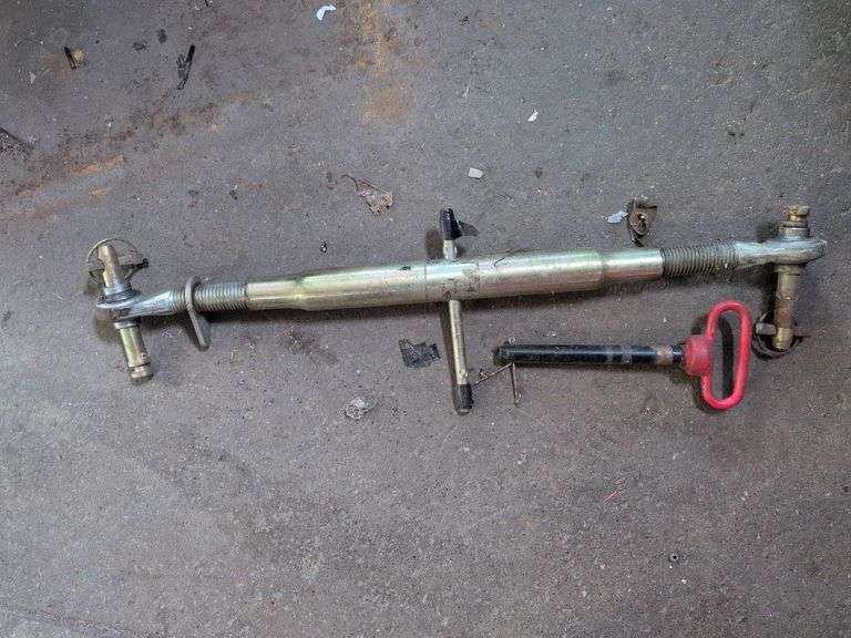 Top link assembly and hitch pin