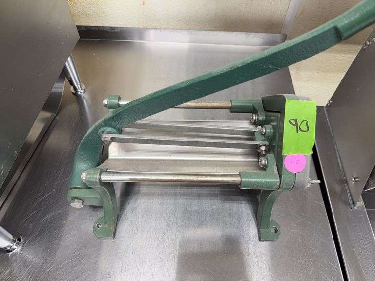 Fry cutter