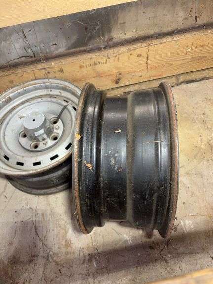 (2) 15" wheel rims