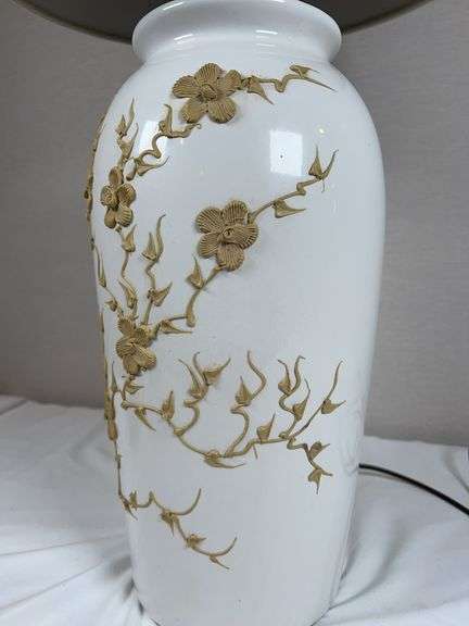 Hollywood Regency Chinoiserie Porcelain Table Lamp