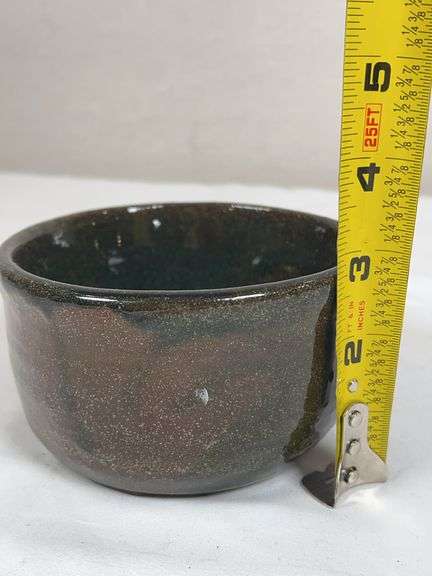 SMALL POTTERY BOWL