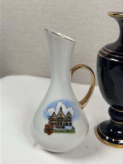 ASSORRTED GERMAN VASES