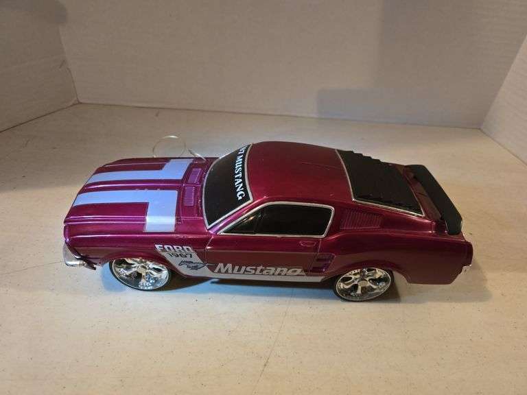 67 FORD MUSTANG FAST BACK BATTERY OPERATED CAR