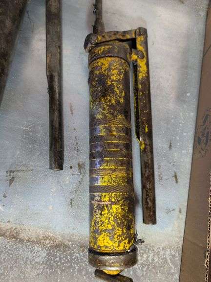 (3) grease guns - as is