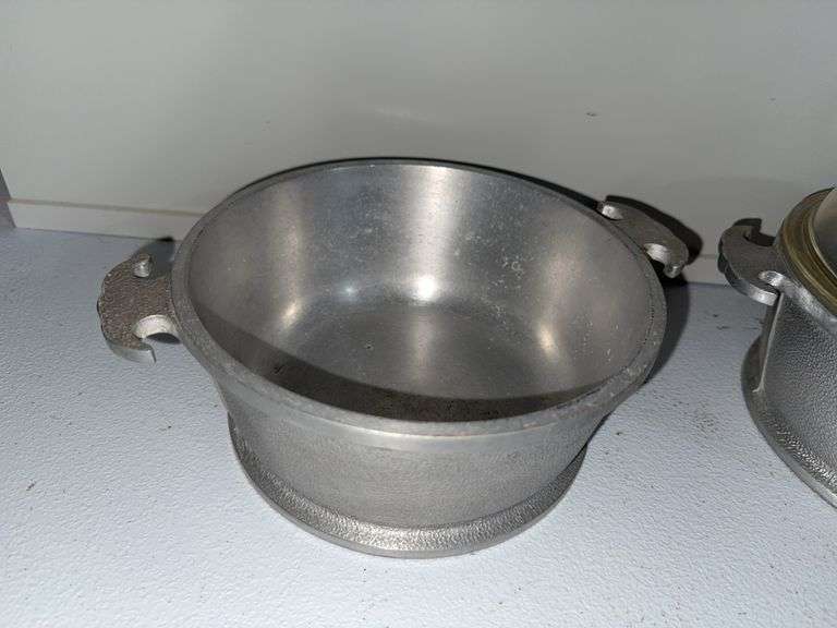 PAIR OF SMALL GUARDIAN ROASTERS 8"