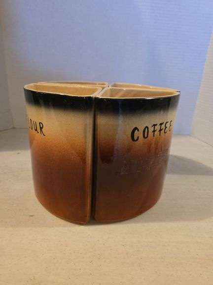 EMOND U.S.A 32 STONEWARE TRIANGULAR CANISTERS SET