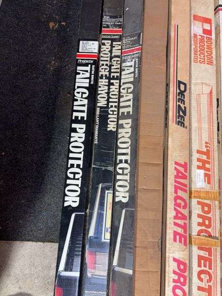 (8) tailgate protectors - see photos