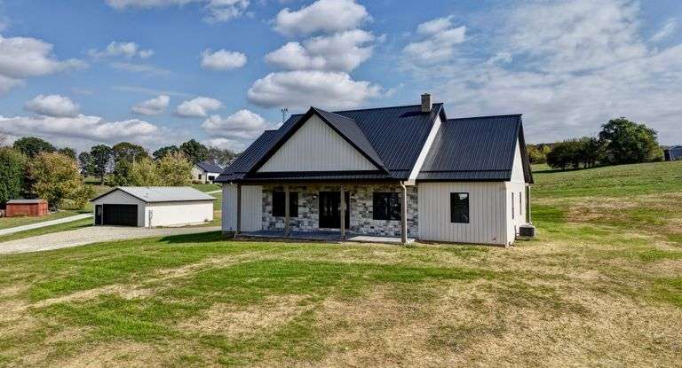 3 BR 2 ½ Bath Home in a Prime Location, SOLD for $575,000