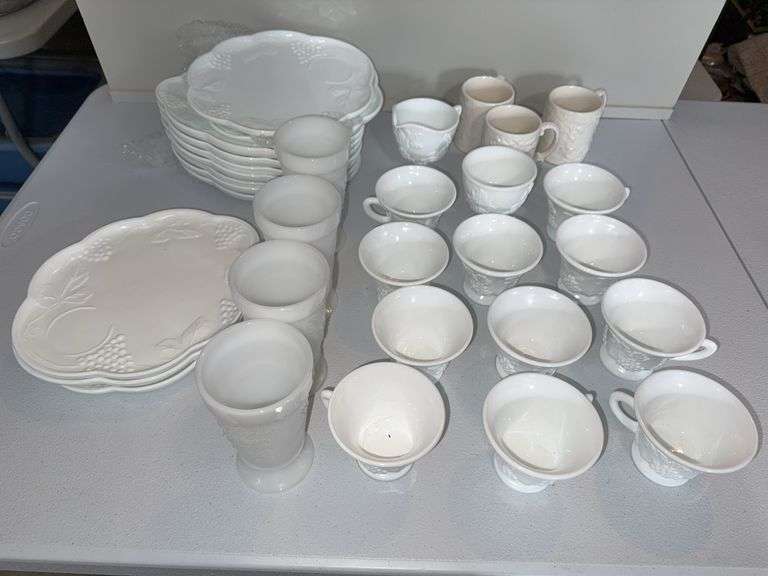 ASSORTED MILK GLASS SNACK PLATES AND CUPS