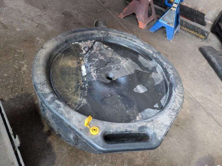 Oil pan and Chevy radiator