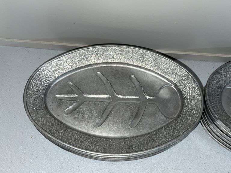 (11) SET OF GUARDIAN SNACK PLATES