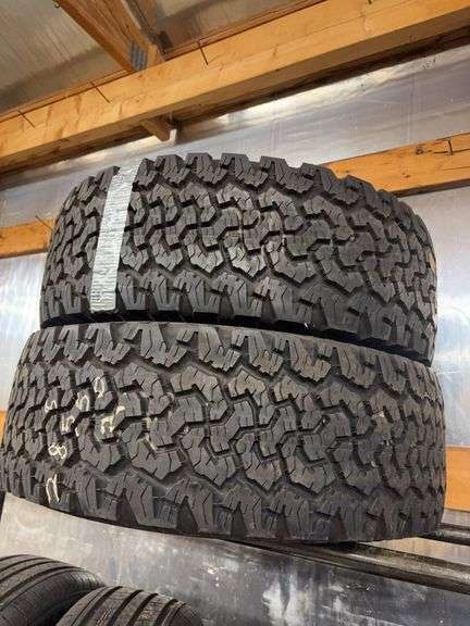(2) tires like new - 285/55/20 and 285/55/20