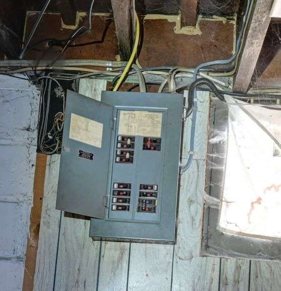 2-Story Home & Detached Garage