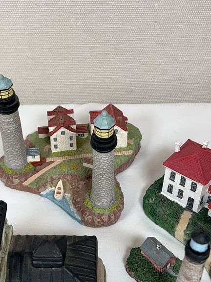 DECORATIVE LIGHTHOUSES