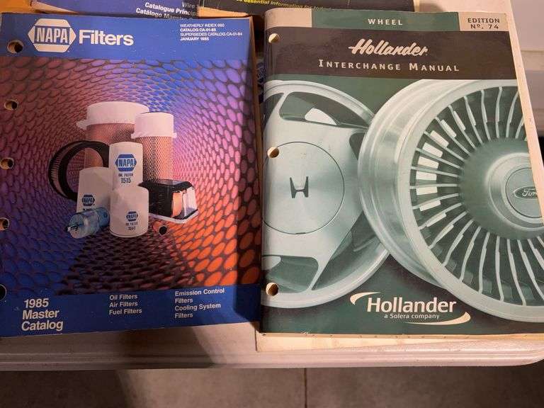 Large lot Oil filter manuals and Repair manuals