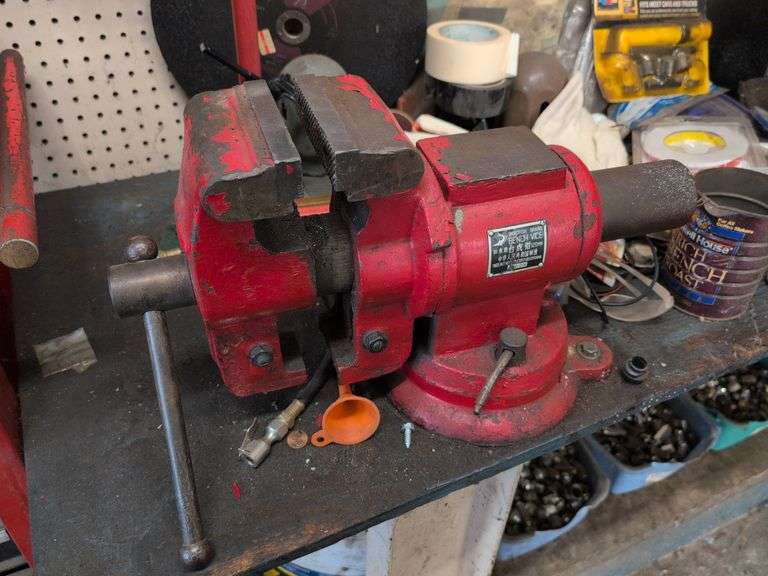 4.5" Swordfish bench vise - buyer response for removal
