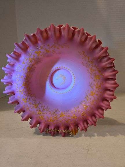 MT. WASHINGTON RUFFLED CASED PINK BRIDES BASKET GLASS BOWL