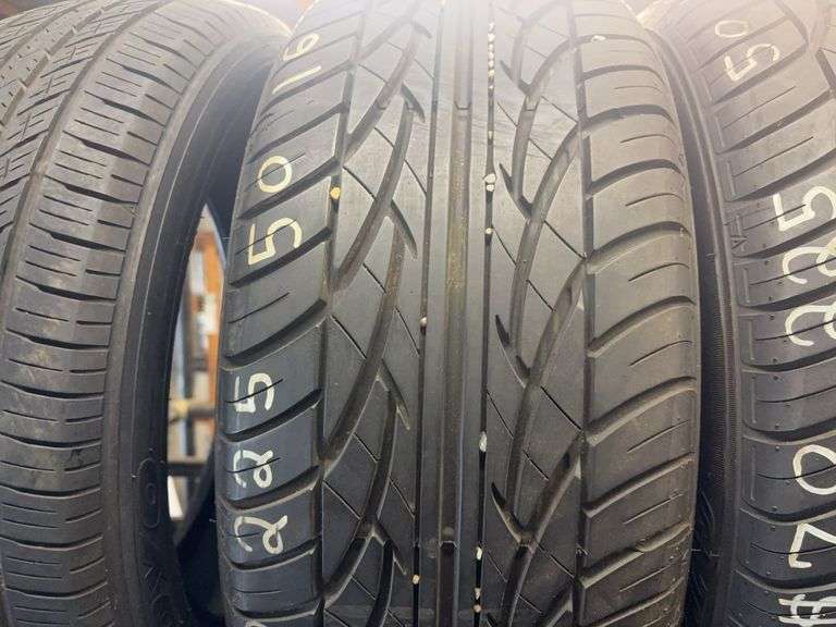 (2) tires like new - 225/50/16