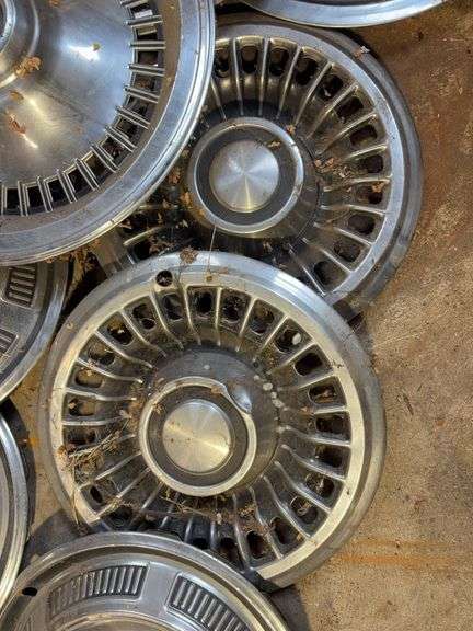 15+ hubcaps - see photos - Thunderbird, Rambler, Buick, and more