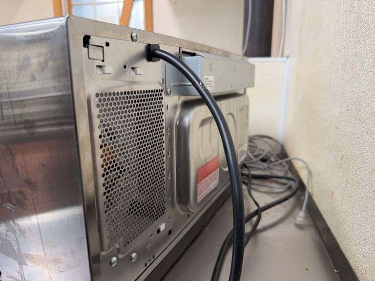 Commercial Microwave