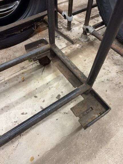 Metal tire rack on wheels - 86" x 14" x 75"