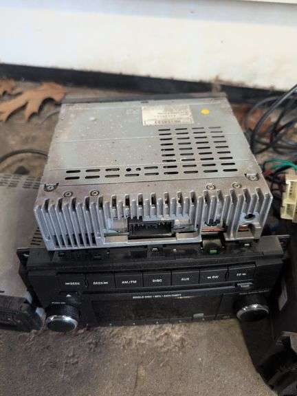 (5) car radios/CD players