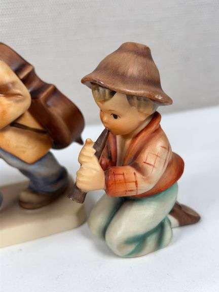 ASSORTED GOEBEL HUMMEL FIGURINES