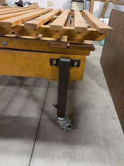 Large moving table - see photos