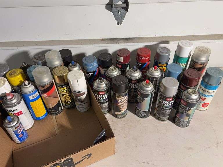 Large lot of used miscellaneous spray cans -Trunk paint, Vinyl dye, Fabric protector and many more