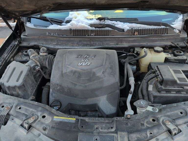 2008 Saturn Vue SW - showing 125,456 miles - runs good