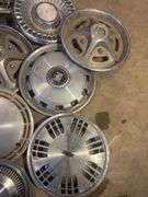 15+ hubcaps - see photos - Pontiac, Chevy, Ford, and more