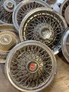 15+ hubcaps - see photos - Chevy, Toyota, and more