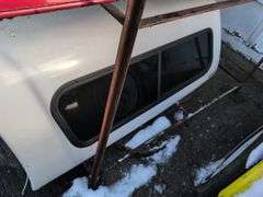 Ranch white truckbed cap - 6' long, 6' wide