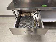 Steel Serving Station