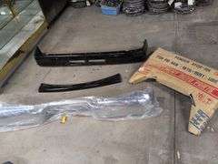 Vehicle fenders and bumper