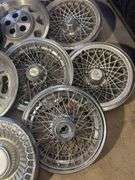 15+ hubcaps - see photos - Pontiac, Chevy, Ford, and more