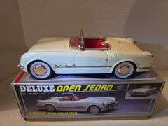 DELUXE OPEN SEDAN METAL FRICTION CAR WITH BOX