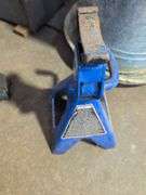 (2) jack stands and poultry waterer