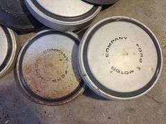 15+ hubcaps - see photos - GMC, Ford, Chevy, and Volkswagen