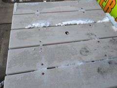 Outdoor plastic picnic table - top: 4' x 4'